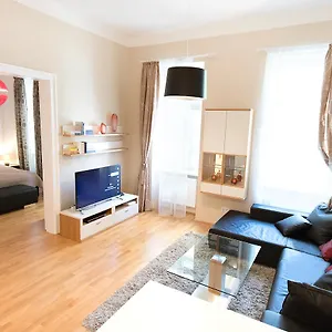 Anna Maria In Citycenter Apartment Vienna